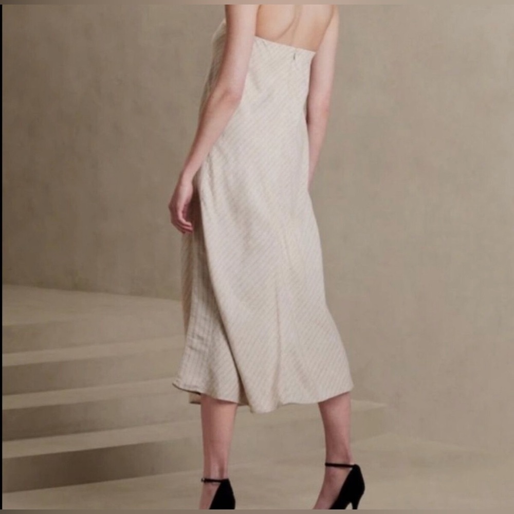 Banana Republic Beige Linen Strapless Midi dress